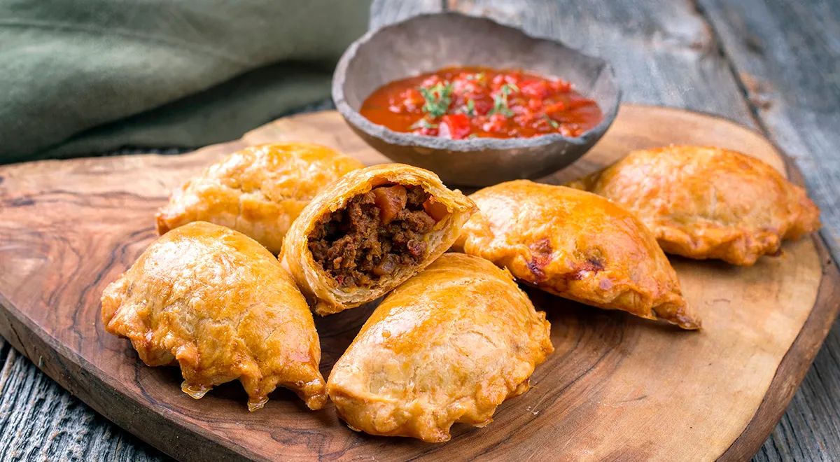 Как приготовить эмпанадас с мясом по-аргентински?