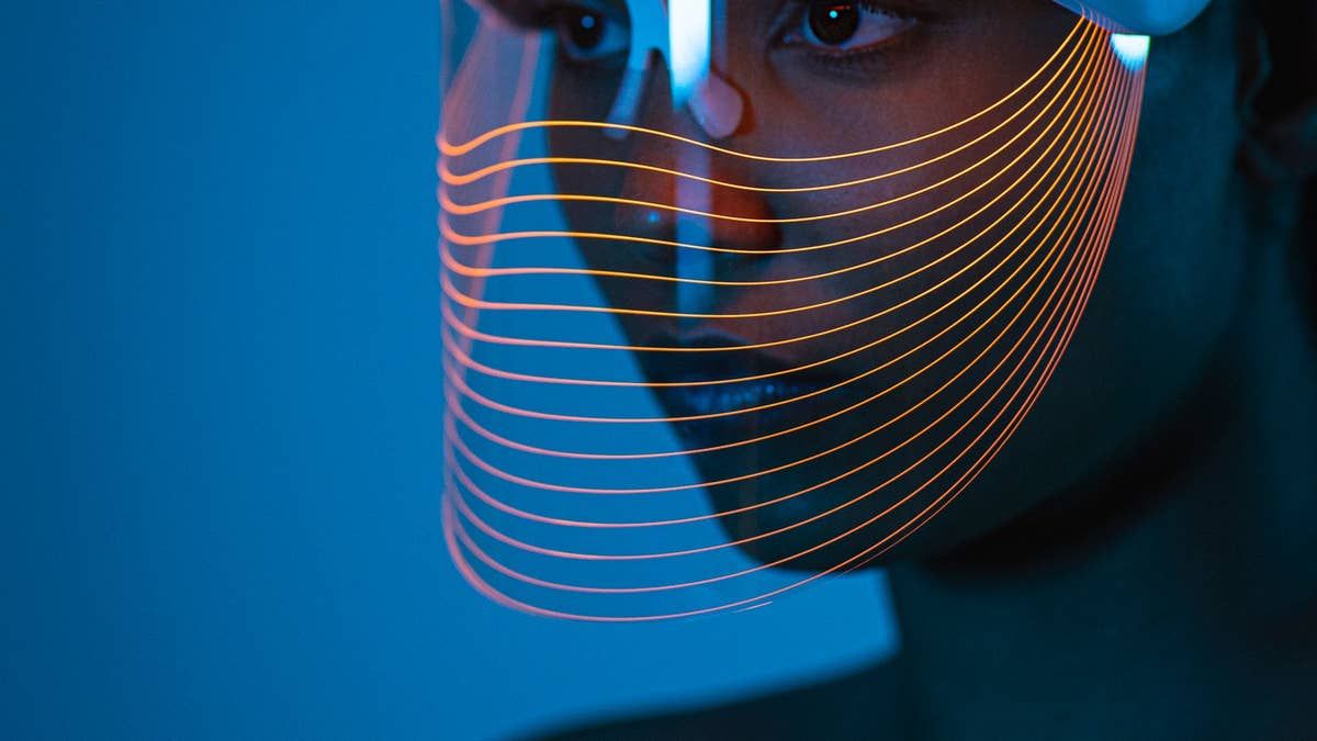 8 домашних гаджетов для ухода за кожей и волосами: рейтинг 2026